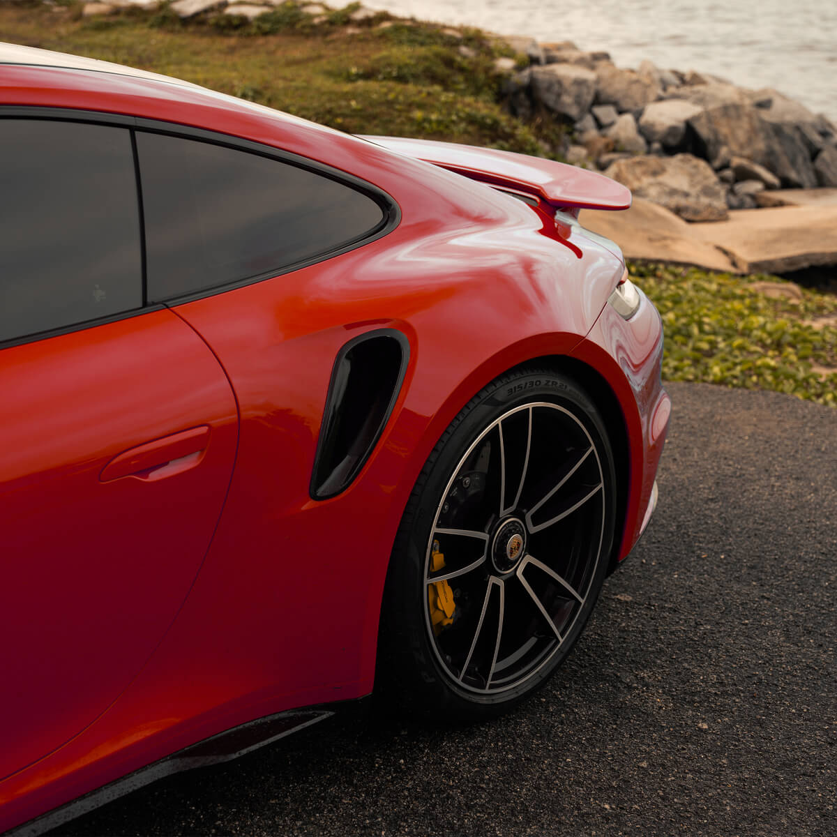 Bright Red gloss